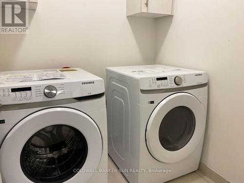 69 Copperhill Heights, Barrie, ON - Indoor Photo Showing Laundry Room