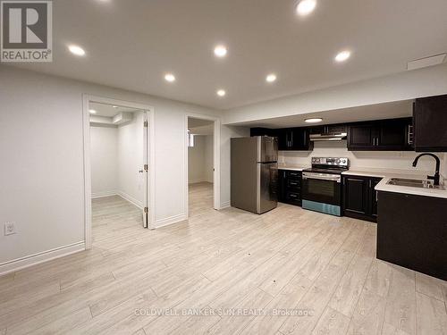 69 Copperhill Heights, Barrie, ON - Indoor Photo Showing Kitchen