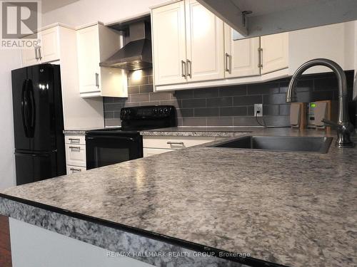 322 Second Avenue, Pembroke, ON - Indoor Photo Showing Kitchen