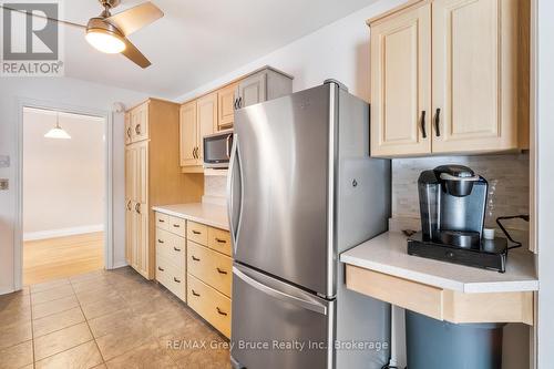 217785 3 Derby Road W, Owen Sound, ON - Indoor Photo Showing Kitchen