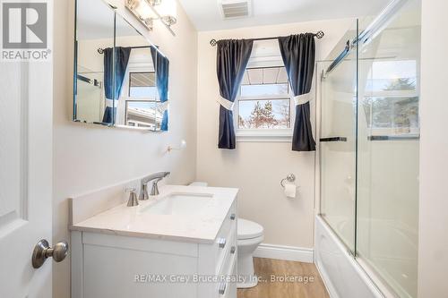 217785 3 Derby Road W, Owen Sound, ON - Indoor Photo Showing Bathroom