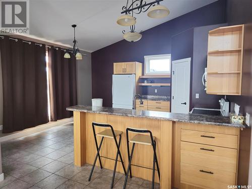 115 West Hampton Boulevard, Saskatoon, SK - Indoor Photo Showing Kitchen