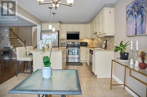 526 Khamsin Street, Ottawa, ON - Indoor Photo Showing Kitchen With Stainless Steel Kitchen