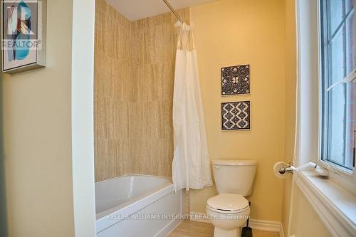 526 Khamsin Street, Ottawa, ON - Indoor Photo Showing Bathroom