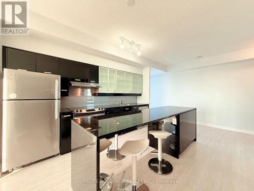 2605 - 33 Singer Court, Toronto, ON - Indoor Photo Showing Kitchen