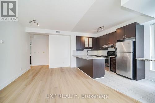 307 - 57 Upper Duke Crescent, Markham, ON - Indoor Photo Showing Kitchen