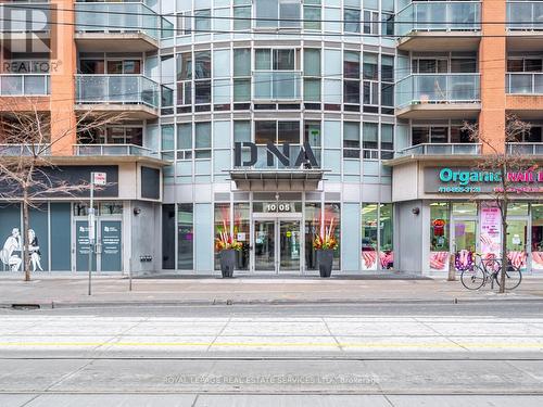 916 - 1005 King Street W, Toronto, ON - Outdoor With Balcony