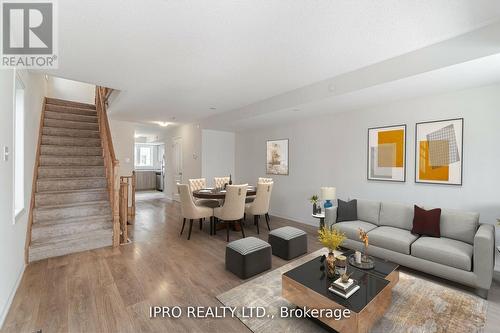 27 Filly Path, Oshawa, ON - Indoor Photo Showing Living Room