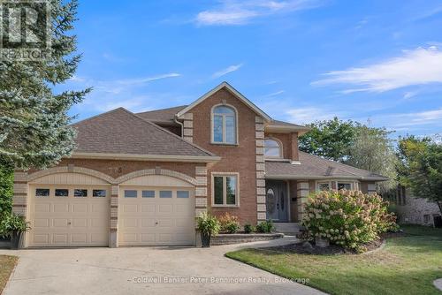 275 4Th St Crescent, Hanover, ON - Outdoor With Facade