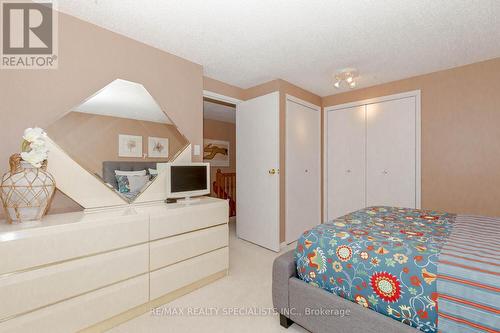 80 - 1990 Wavell Street, London, ON - Indoor Photo Showing Bedroom