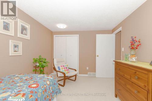 80 - 1990 Wavell Street, London, ON - Indoor Photo Showing Bedroom