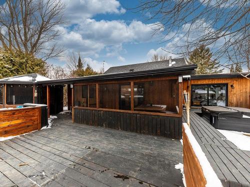 Face arriÃ¨re - 215 48E Rue O., Venise-En-Québec, QC - Outdoor With Deck Patio Veranda