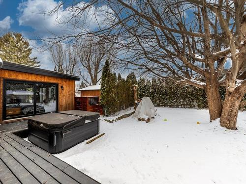 Spa - 215 48E Rue O., Venise-En-Québec, QC - Outdoor