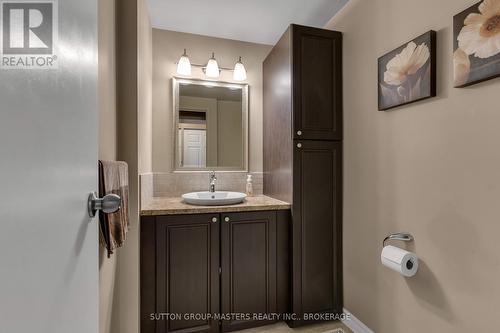 995 Pembridge Crescent, Kingston (North Of Taylor-Kidd Blvd), ON - Indoor Photo Showing Bathroom