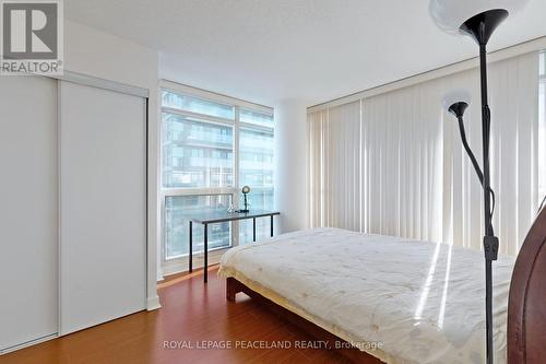 1209 - 33 Singer Court, Toronto, ON - Indoor Photo Showing Bedroom