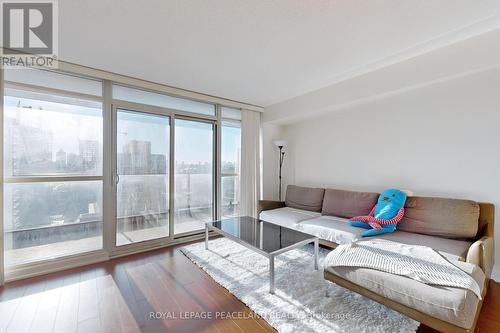 1209 - 33 Singer Court, Toronto, ON - Indoor Photo Showing Living Room