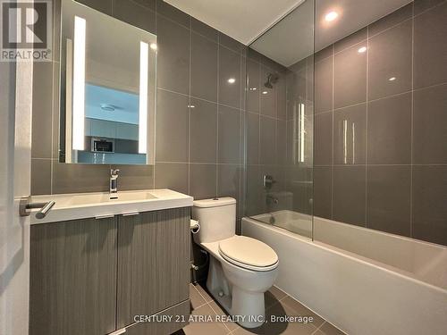 3311 - 575 Bloor Street E, Toronto, ON - Indoor Photo Showing Bathroom