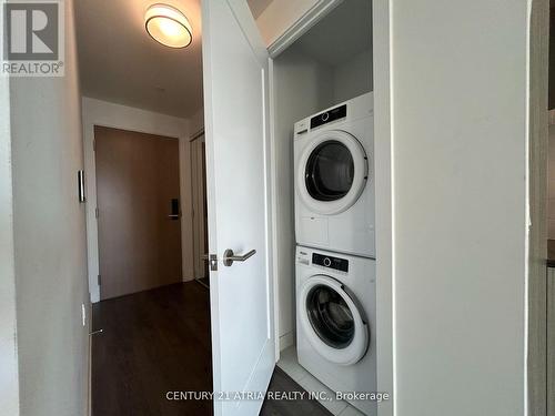 3311 - 575 Bloor Street E, Toronto, ON - Indoor Photo Showing Laundry Room