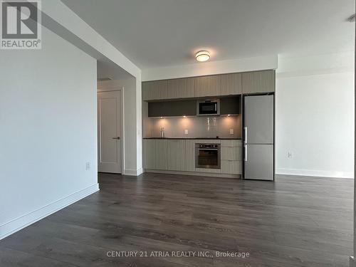 3311 - 575 Bloor Street E, Toronto, ON - Indoor Photo Showing Kitchen