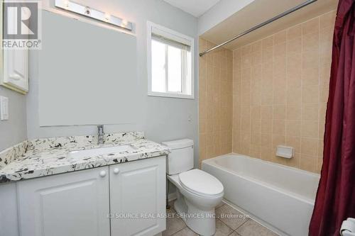 Upper - 11 Penbridge Circle, Brampton, ON - Indoor Photo Showing Bathroom