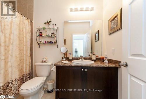 560 Brett Street, Shelburne, ON - Indoor Photo Showing Bathroom