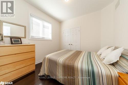 560 Brett Street, Shelburne, ON - Indoor Photo Showing Bedroom