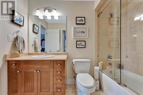 2032 Bingley Crescent, Oakville, ON - Indoor Photo Showing Bathroom