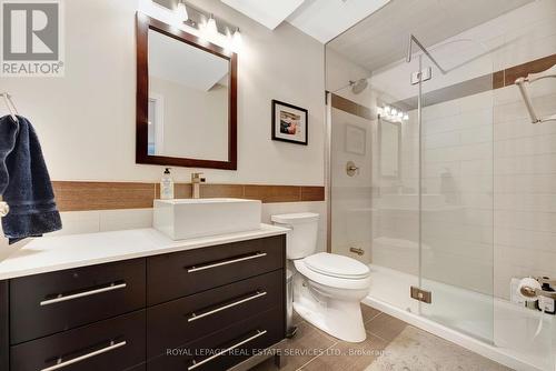 2032 Bingley Crescent, Oakville, ON - Indoor Photo Showing Bathroom