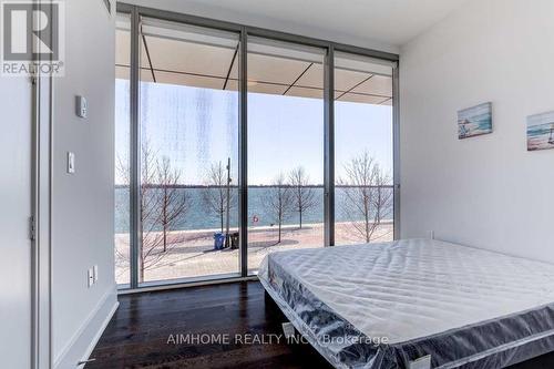 Th111 - 39 Queens Quay, Toronto, ON - Indoor Photo Showing Bedroom