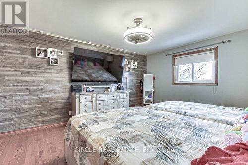 350 Lansdowne Avenue, Woodstock, ON - Indoor Photo Showing Bedroom