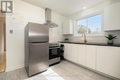 5 - 108 Lebrun Street, Ottawa, ON - Indoor Photo Showing Kitchen