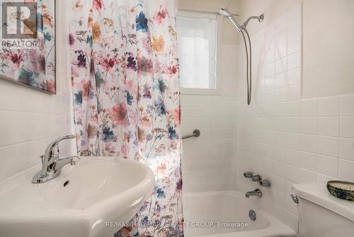 5 - 108 Lebrun Street, Ottawa, ON - Indoor Photo Showing Bathroom