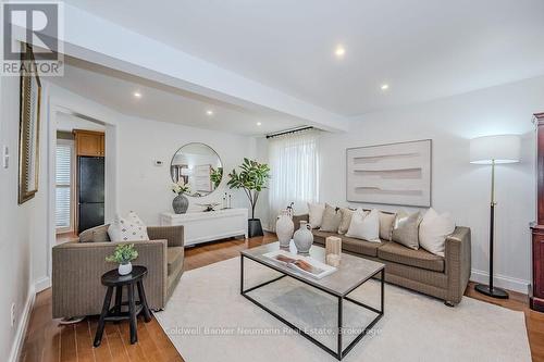 217 Elmira Road S, Guelph (Parkwood Gardens), ON - Indoor Photo Showing Living Room