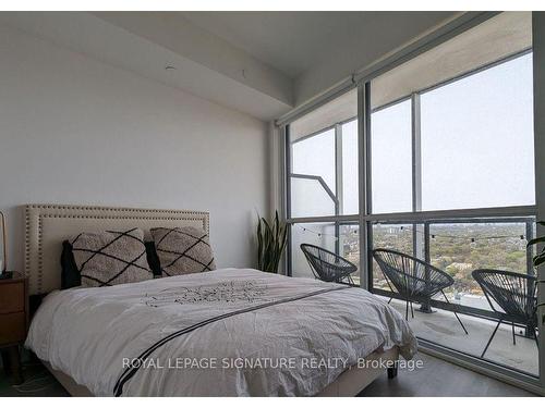 2706-50 Ordnance St, Toronto, ON - Indoor Photo Showing Bedroom