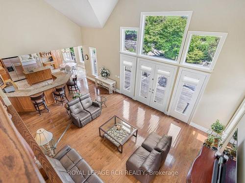 30 Sandy Ridge Crt, Whitchurch-Stouffville, ON - Indoor