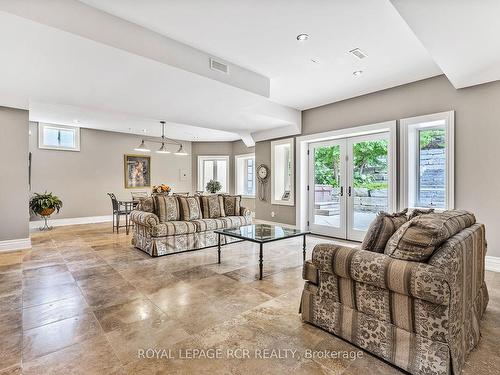 30 Sandy Ridge Crt, Whitchurch-Stouffville, ON - Indoor