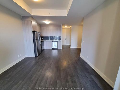 1107-150 Main St W, Hamilton, ON - Indoor Photo Showing Kitchen