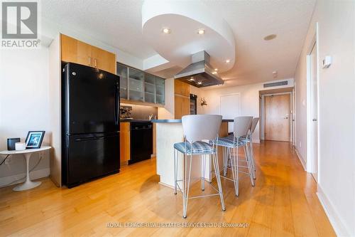 718 - 550 Queens Quay W, Toronto, ON - Indoor Photo Showing Other Room