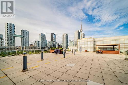 718 - 550 Queens Quay W, Toronto, ON - Outdoor