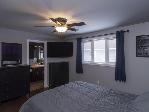 109 Bobcat Ave, Thunder Bay, ON - Indoor Photo Showing Bedroom