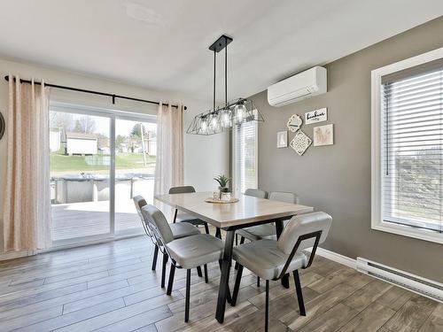 Dining room - 17 Rue Denise, Compton, QC - Indoor Photo Showing Dining Room