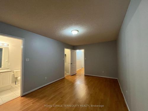 38-688 Warden Ave, Toronto, ON - Indoor Photo Showing Other Room