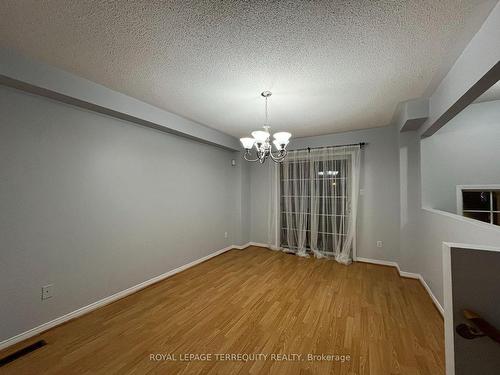 38-688 Warden Ave, Toronto, ON - Indoor Photo Showing Other Room