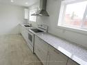 B-155 Hanmer St E, Barrie, ON  - Indoor Photo Showing Kitchen With Double Sink 