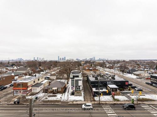 606-1195 The Queensway, Toronto, ON - Outdoor With View