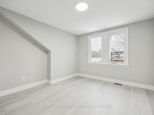 137 West Ave N, Hamilton, ON - Indoor Photo Showing Other Room