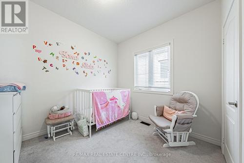 95 Kenesky Drive, Hamilton, ON - Indoor Photo Showing Bedroom