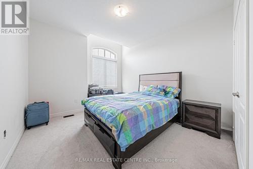 95 Kenesky Drive, Hamilton, ON - Indoor Photo Showing Bedroom