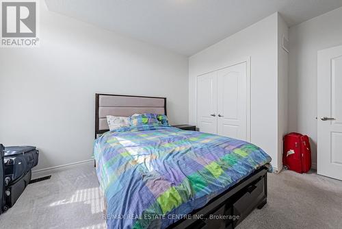 95 Kenesky Drive, Hamilton, ON - Indoor Photo Showing Bedroom