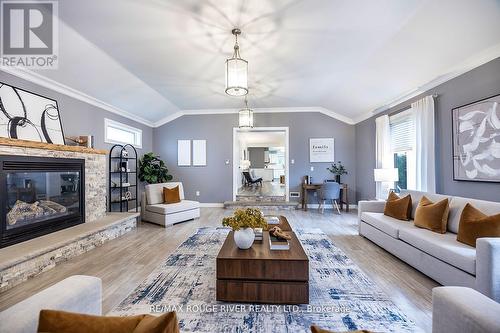 61 Townline Road N, Clarington (Courtice), ON - Indoor Photo Showing Living Room With Fireplace